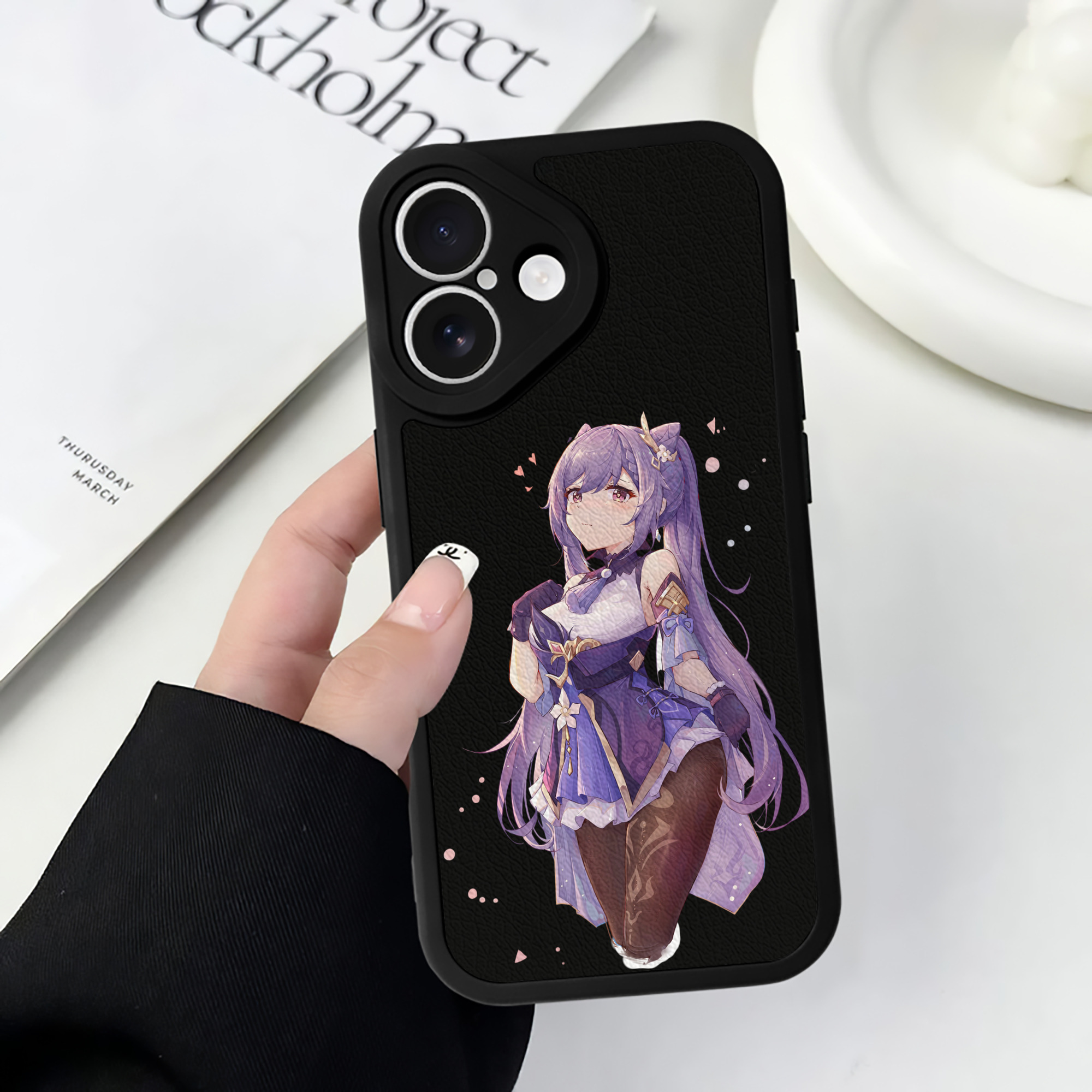 げんし神 刻晴 こくせい genshin Kokusei 【iPhone 16シリーズ対応】シリコンスマホケース（レザー調） 材質：シリコン